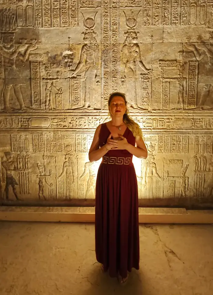 Egyptský reliéf — symbol hojnosti a prosperity